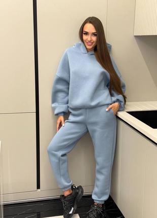 Женский спортивный костюм на флисе