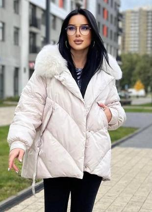 Куртка з капюшоном з хутром