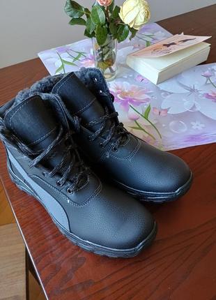 Нові черевики зима 40,45 р