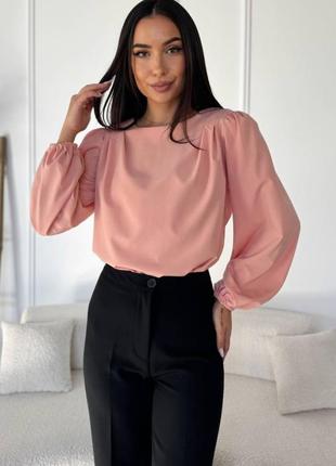 Блуза нежного цвета, блузка рубашка