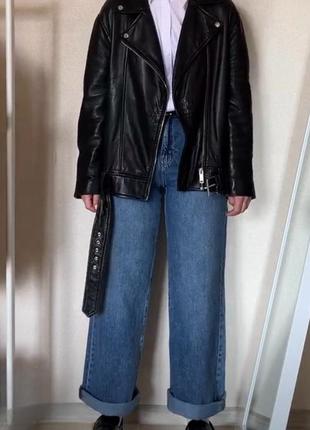 Джинси з супер високою посадкою