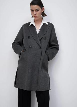Очень классное серое шерстяное пальто zara