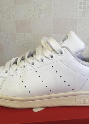 Стильные кожаные кроссовки adidas 39p. - 25cm.