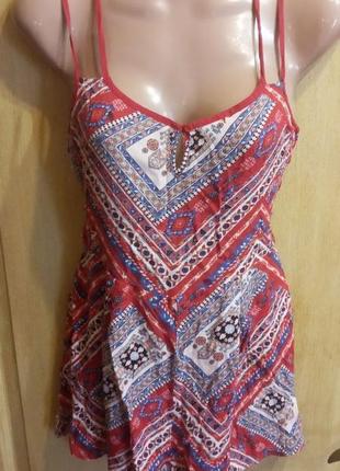 Майка с открытой спинкой