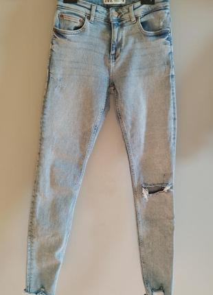 Джинсы женские