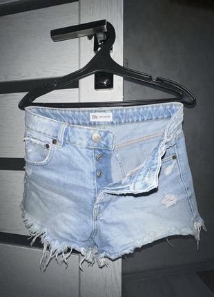 Шорти zara.