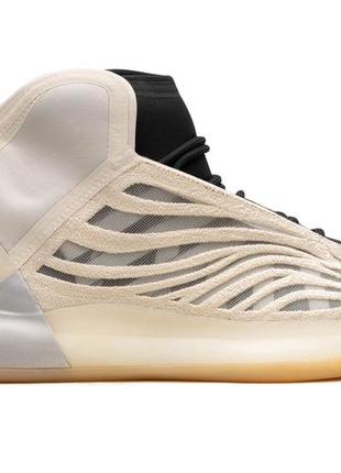 Yeezy quantum (us 8)