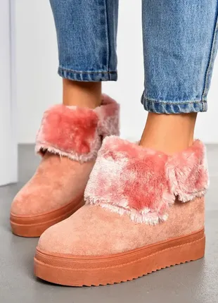 Уггі / черевики на хутрі