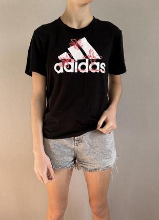 Футболка adidas