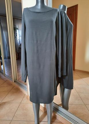 Вискозное с красивой спинкой платье 👗 большого размера