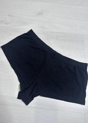 Піжамні шорти, шорти для дому.