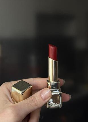 Guerlain kisskiss shine bloom помада красный блеск