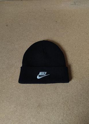 Шапка nike