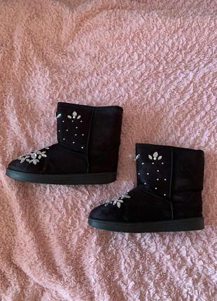 Уггі жіночі