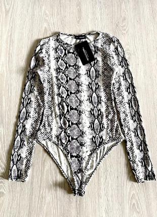 Prettylittlething новый боди