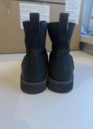 Демисезонные ботинки ugg