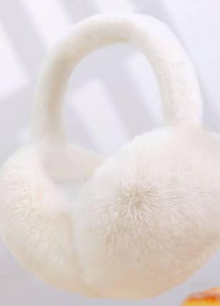 Миховые пушистые наушники молочные