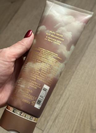 Парфумований лосьйон для тіла victoria's secret bare vanilla daydream2 фото