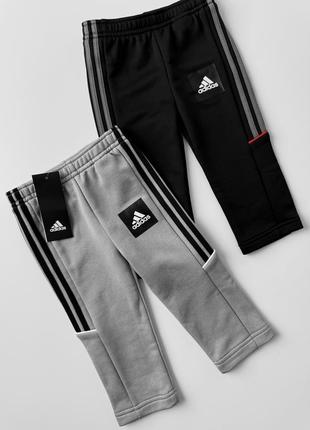 Штани adidas
