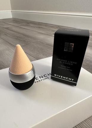 Професійний бьюті блендер givenchy