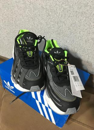 Кросівки оригінальні adidas