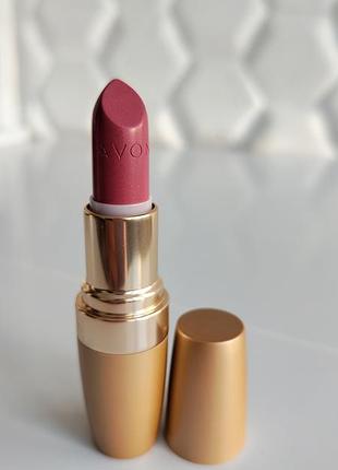 Помада для губ от эйвон avon golden petal