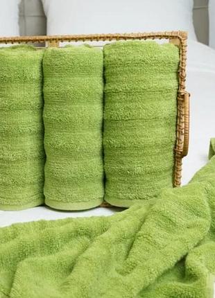 Рушники лицьові і банні махрові
