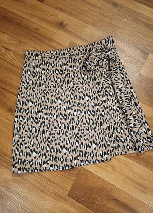 Леопардова жіноча міні спідниця на запах