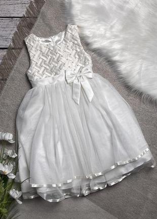 Святкова сукня