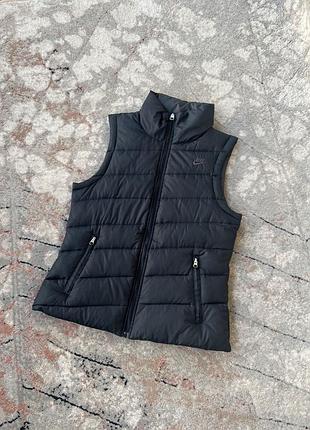 Пухова безрукавка nike