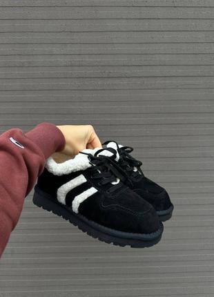 Женские ботинки