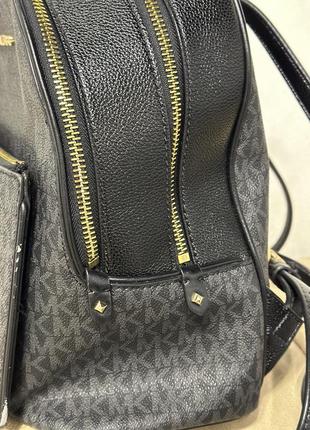 Рюкзак сірий michael kors medium7 фото