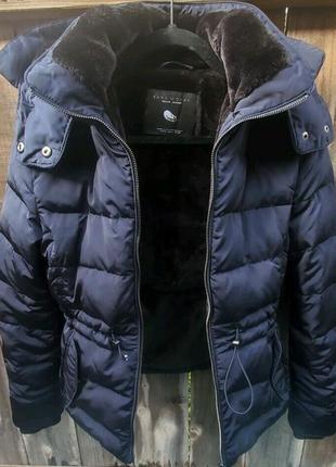 Пуховик zara зимова коротка куртка м