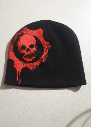Шапка бини, красный череп, gears of war 2.