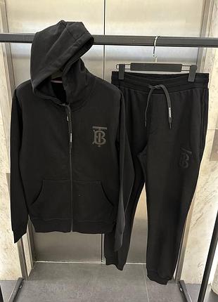 Чоловічий костюм burberry