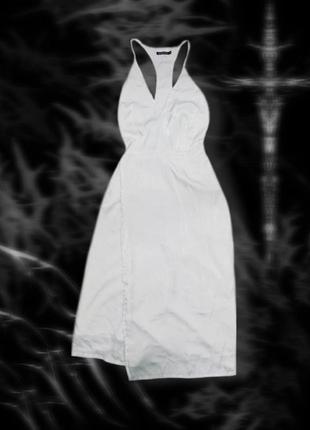 Шовкова сукня на запах.