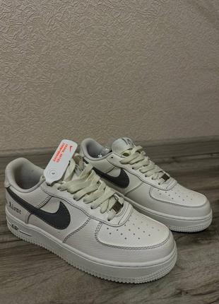 Кросівки nike air force1 фото