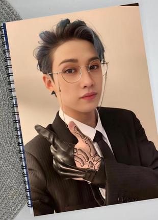 Тетрадь кристофер бан stray kids на пружине