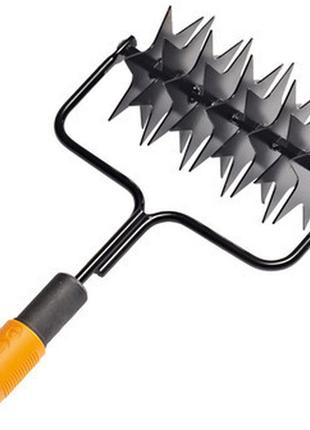 Fiskars aerator discount