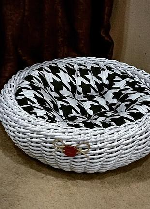 Лежак (лежанка) для вашего любимца кошки или собаки