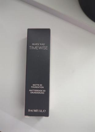 Тональная матовая основа Мери mary kay beige c120