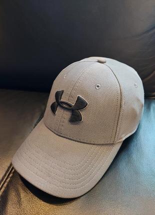 Кепка under armour