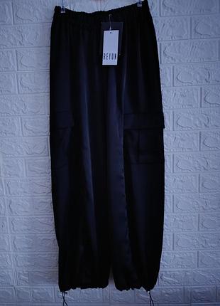 Брюки в спортивном стиле