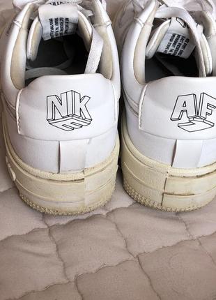 Кроссовки 👟