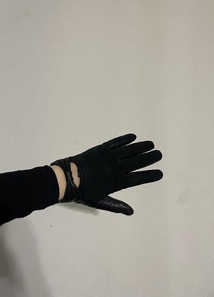 Перчатки 2
