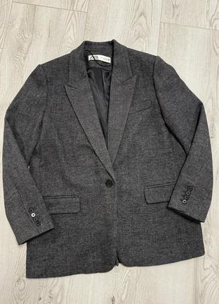 Шерстяной пиджак zara