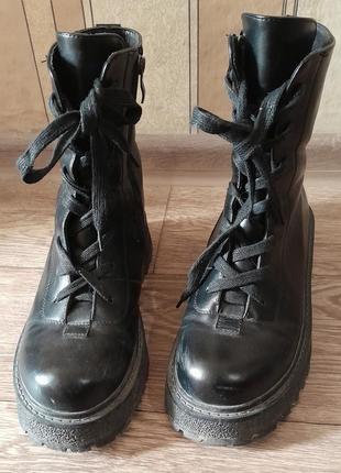 Женские сапоги