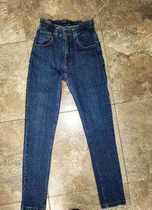 Джинсы женские