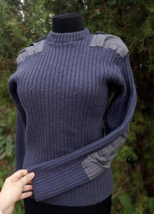 Супер теплий светр синій глибокий термо зберігаючий з накладками нашивками шерсть