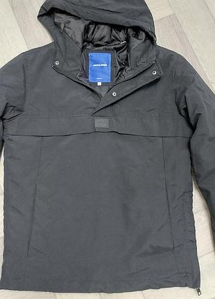 Куртка, анорак